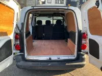Used Citroën Berlingo 100 HP (73 kW) 2018 White MPV
