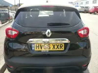 Used Renault Captur Dynamique 90 HP (66 kW) 2016 Black/cream SUV