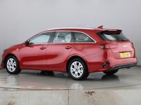 Used Kia Ceed 138 HP (101 kW) 2025 Red Hatchback