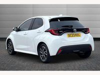 Used Toyota Yaris Hybrid Design 116 HP (85 kW) 2023 White Hatchback