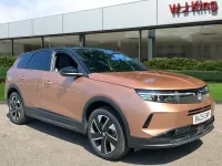 Used Vauxhall Grandland X GSe 143 HP (105 kW) 2025 Brown SUV