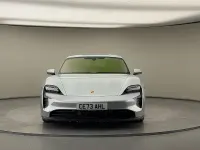 Begagnad Porsche Taycan Performance Package 439 kW (598 HK) 2023 Silver Kombi