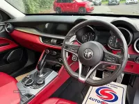Used Alfa Romeo Stelvio Edizione Speciale 280 HP (205 kW) 2018 Red SUV
