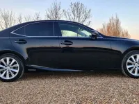 Usado Lexus IS300h Luxury Line 223 CV (164 kW) 2017 Negro Berlina
