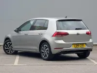Używany VW Golf VII Match 2019 Srebrny Hatchback