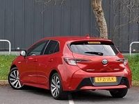 Usado Toyota Corolla Design 122 HP (89 kW) 2021 Vermelho Citadino
