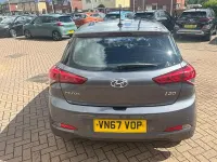 Used Hyundai i20 SE 84 HP (61 kW) 2017 Grey Hatchback