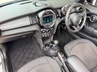 Used Mini Cooper Cabriolet Classic 136 HP (100 kW) 2019 White Cabriolet