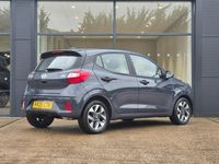 New Hyundai i10 Premium 64 HP (47 kW) 2025 Lumen gray Hatchback