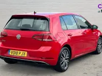 Used VW Golf VII SE 130 HP (95 kW) 2018 Tornado red