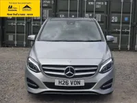 Usado Mercedes B200 Premium Plus 156 HP (114 kW) 2015 Prateado Monovolume