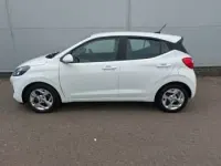 Used Hyundai i10 SE 84 HP (61 kW) 2020 White Hatchback
