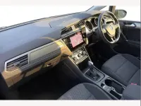 Usado VW Touran Family 150 HP (110 kW) 2019 Cinzento Monovolume