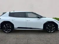 Used Kia EV4 GT-Line S 150 kW (204 HP) 2026 White Hatchback