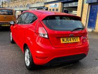 Used Ford Fiesta Zetec 82 HP (60 kW) 2014 Red Hatchback