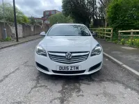 Używany Vauxhall Insignia Design Edition 2015 Biały Hatchback
