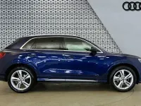 Begagnad Audi Q3 S-Line 150 HK (110 kW) 2022 Blå SUV