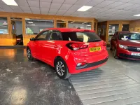 Used Hyundai i20 SE 83 HP (61 kW) 2019 Red Hatchback