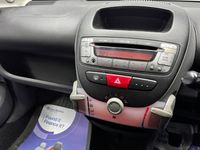 Used Toyota Aygo 67 HP (49 kW) 2007 Blue Hatchback