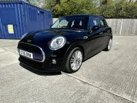 Used Mini Cooper D Hatch 116 HP (85 kW) 2016 Black Hatchback