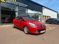 Used Renault Clio Dynamique 75 HP (55 kW) 2015 Red Hatchback