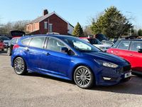 Used Ford Focus ST-Line 125 HP (91 kW) 2016 Blue Hatchback