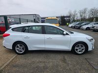 Used Ford Focus Zetec 120 HP (88 kW) 2019 White Estate
