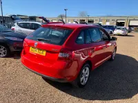 Used Skoda Rapid SE 2014 Red Hatchback