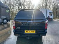 New Isuzu D-Max 205 HP (150 kW) 2025 Black Pickup