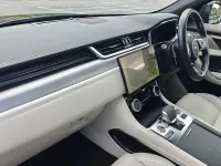 Usado Jaguar F-Pace R-Dynamic 250 HP (183 kW) 2022 Preto SUV