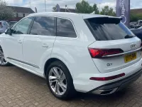 Begagnad Audi Q7 S-Line 340 HK (250 kW) 2022 Vit SUV