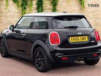 Usado Mini Cooper S Hatch 189 CV (139 kW) 2016 Negro Utilitario