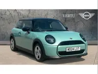Used Mini Cooper Hatch 156 HP (114 kW) 2024 Green Hatchback