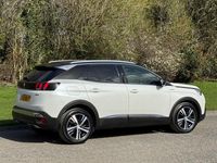 Used Peugeot 3008 GT-line 130 HP (95 kW) 2018 White metallic SUV