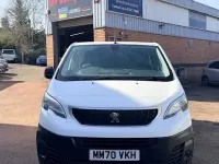 Used Peugeot Expert 102 HP (75 kW) 2021 White Van