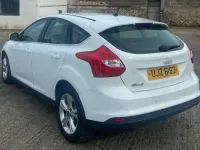 Used Ford Focus Zetec 2013 White Hatchback