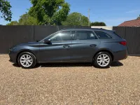 Begagnad Seat Leon SE 2024 Grå Kombi