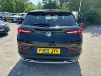 Second-hand Vauxhall Grandland X SRi 130 CP (95 kW) 2019 Negru SUV
