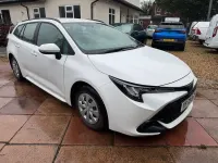 Used Toyota Corolla 140 HP (102 kW) 2023 White Van