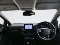 Używany Ford Fiesta Titanium 100 KM (73 kW) 2023 Niebieski Hatchback