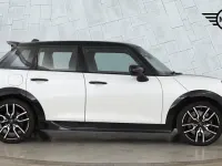 Used Mini Cooper Hatch 113 kW (154 HP) 2025 White Hatchback