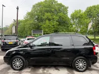 Used Kia Sedona 2011 Black MPV