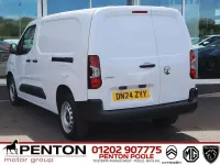 Used Vauxhall Combo S 100 HP (73 kW) 2024 White MPV