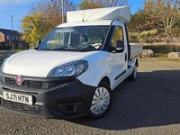 Begagnad Fiat Doblò S 2021 Vit Minibuss