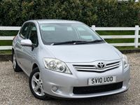 Usado Toyota Auris 2010 Prateado Citadino