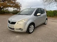 Used Vauxhall Agila Design Edition 85 HP (62 kW) 2009 Silver MPV