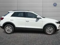 Used VW T-Roc Life 150 HP (110 kW) 2022 White SUV