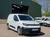 Used Citroën Berlingo 75 HP (55 kW) 2021 White MPV