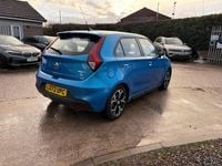 Used MG MG3 Excite 106 HP (77 kW) 2022 Blue Hatchback