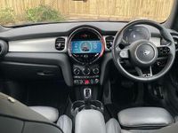 Used Mini Cooper Exclusive 134 HP (98 kW) 2022 Green Hatchback